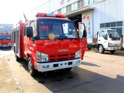Μικρό όχημα 2000L πυρκαγιάς εμπορικών σημάτων Qinglin resuce
