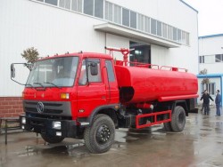 Ολοκαίνουργιο πυροσβεστικό όχημα Dongfeng 4x2 8000L