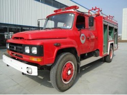 Χρησιμοποιημένα 4x2 πυροσβεστικά οχήματα Dongfeng