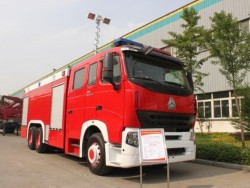 Κίνα φορτηγό νερού 8 τόνου και προσβολής του πυρός αφρού 4 τόνου