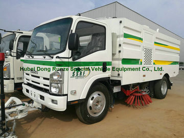 Κίνα Πολυσύνθετο οδικό καθαρίζοντας φορτηγό ISUZU, κενό φορτηγό οχημάτων αποκομιδής απορριμμάτων σκουπών προμηθευτής
