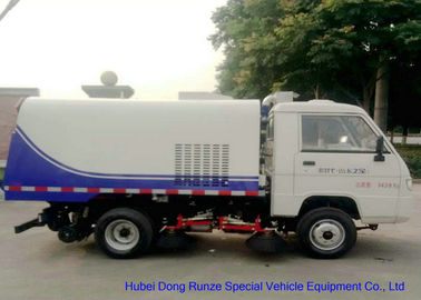 Κίνα Μίνι φορτηγό οδικών οχημάτων αποκομιδής απορριμμάτων Foton, μηχανικό όχημα αποκομιδής απορριμμάτων οδών με 4 βούρτσες 2 Cbm απορρίμματα προμηθευτής